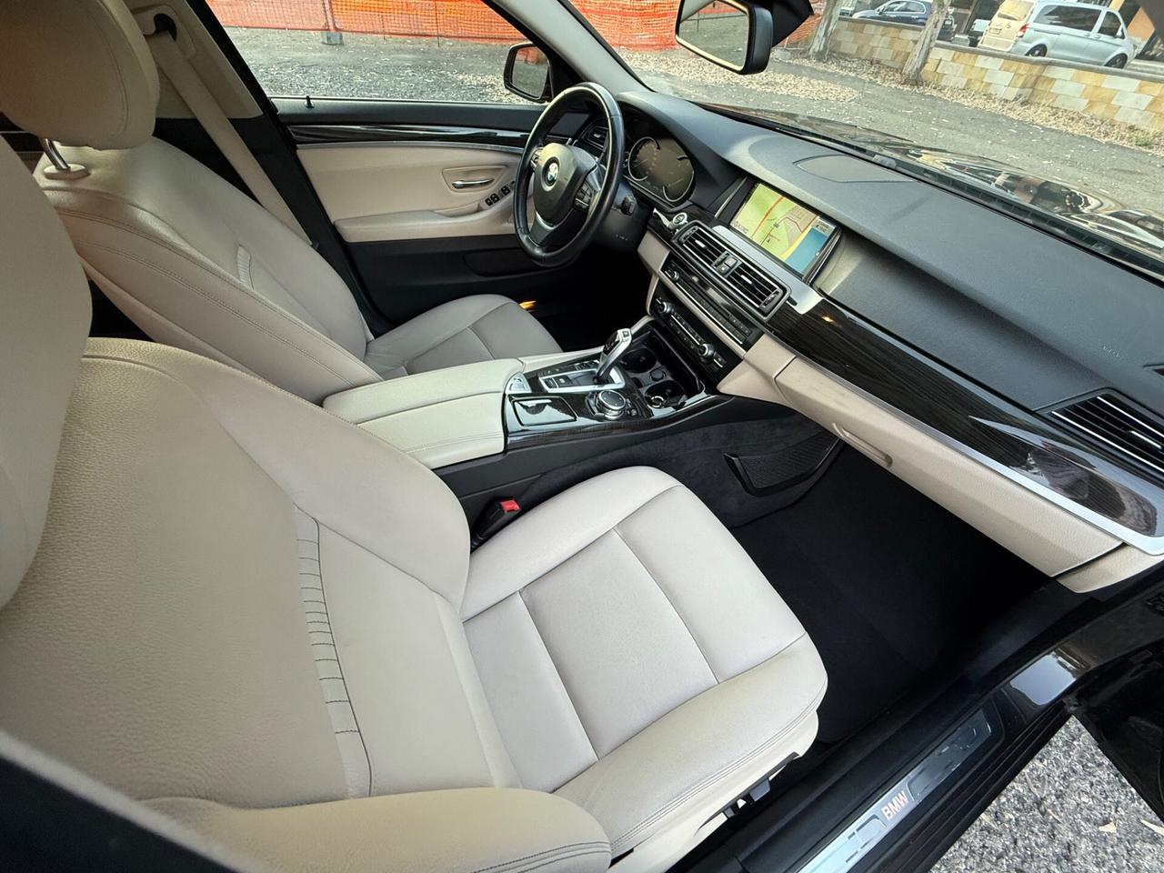 BMW 530d xDRIVE 258CV TOURING LUXURY