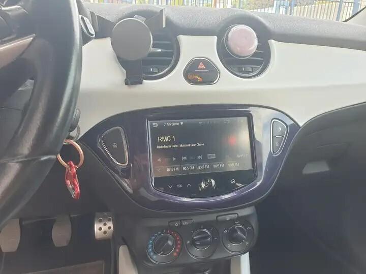 Opel Adam 1.2 70 CV