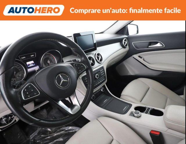 MERCEDES-BENZ GLA 200 d Automatic Sport