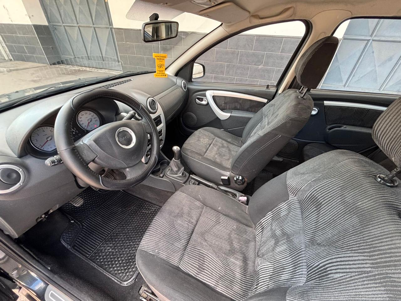 Dacia Sandero 1.4 8V GPL LAUREATE