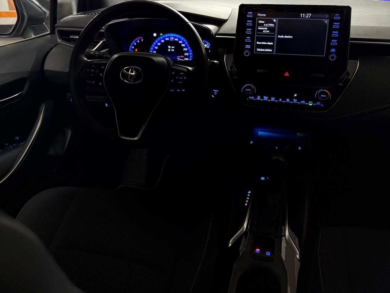 SPETTACOLARE TOYOTA COROLLA HYBRID CON SOLI 51.974 KM IN OTTIME CONDIZIONI