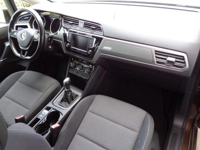 VOLKSWAGEN Touran 2.0TDI DSG PREZZO VALIDO FINO 30.04,GARANZIA,km VW