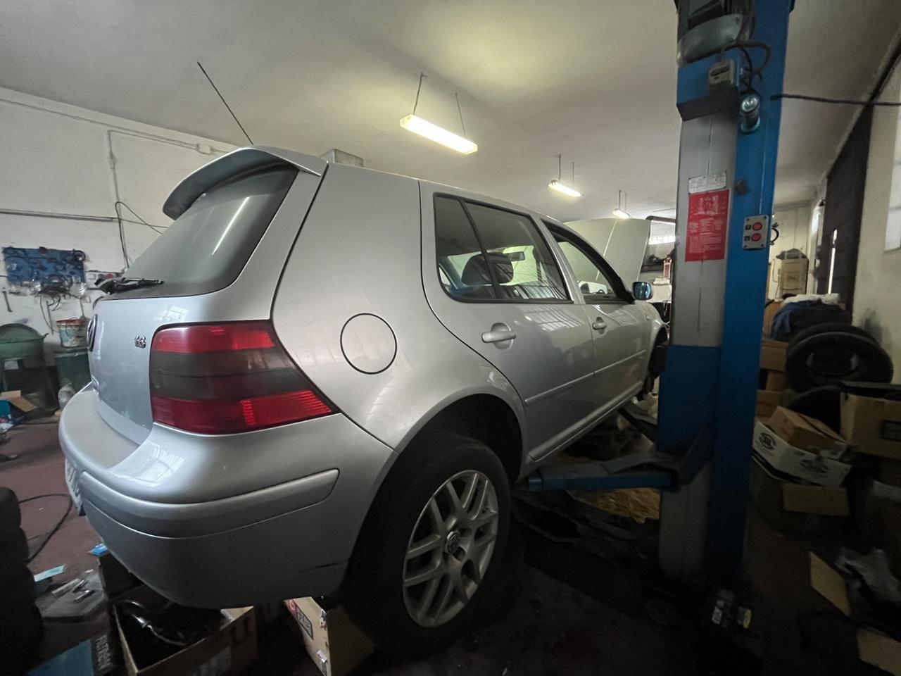 Volkswagen Golf 1.6 16V cat 5 porte Highline LEGGERE BENE