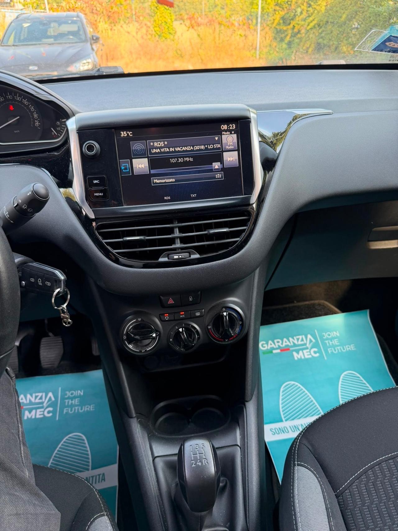 Peugeot 208 PureTech 82 5 porte Allure