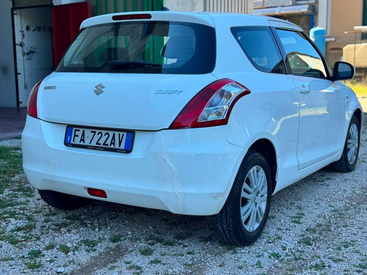 Suzuki Swift 1.3 DDiS 3 PORTE EASY NEOPATENTATI