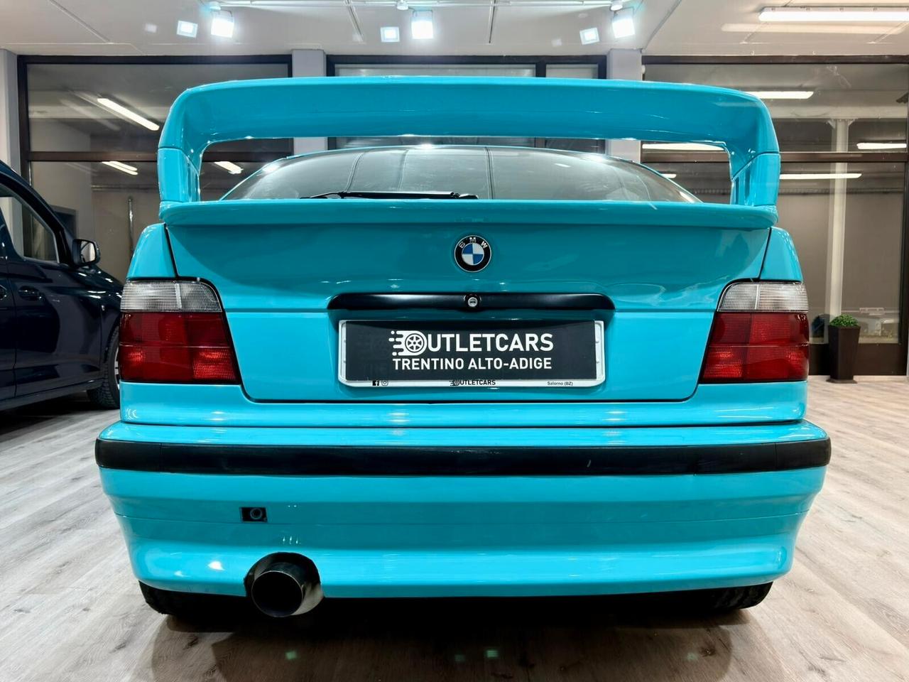 BMW 320i COMPACT DRIFT