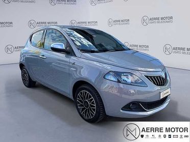 Lancia Ypsilon 1.0 FireFly Hybrid Alberta Ferretti