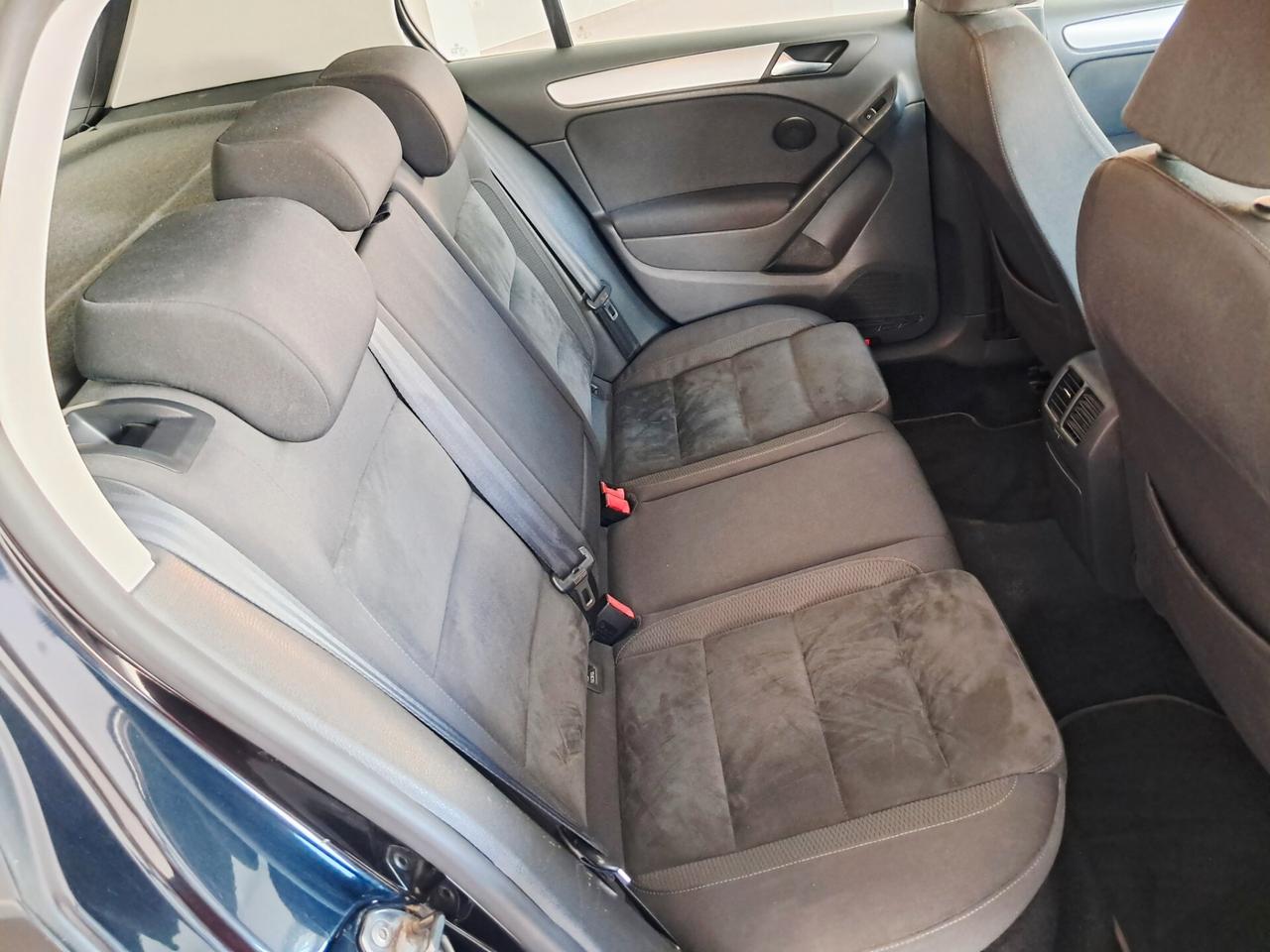 Volkswagen Golf 2.0 TDI 110CV