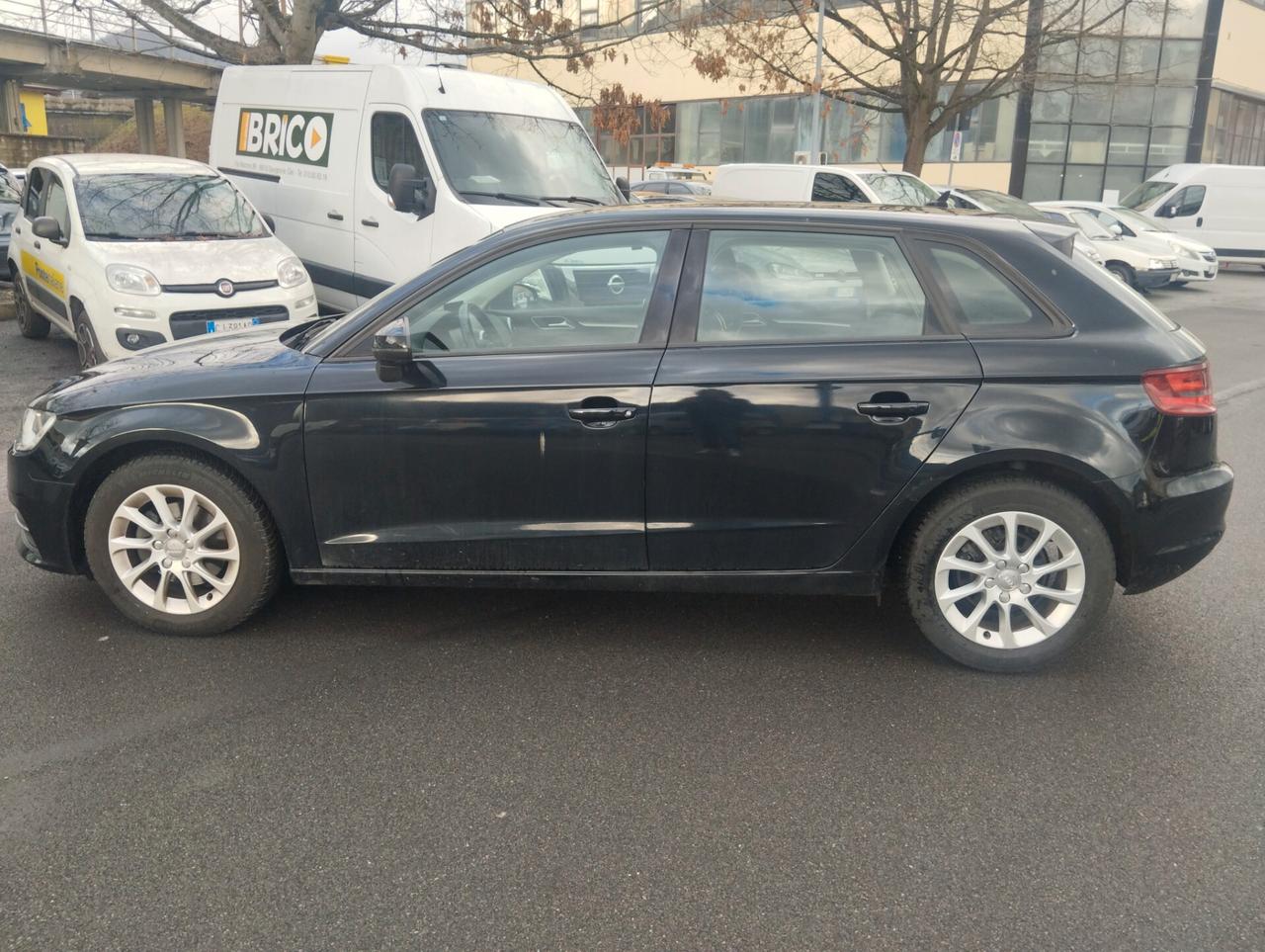 Audi A3 SPB 1.6 TDI ultra Attraction
