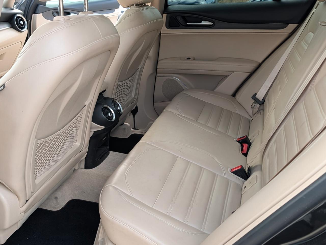 Alfa Romeo Stelvio 2.2 Turbodiesel 180 CV AT8 Q4 Super
