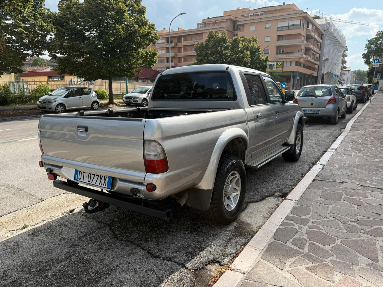 MITSUBUSHI L200 2,5 CRDI 118 CV PICK UP 4WD MAN DOPP CABI