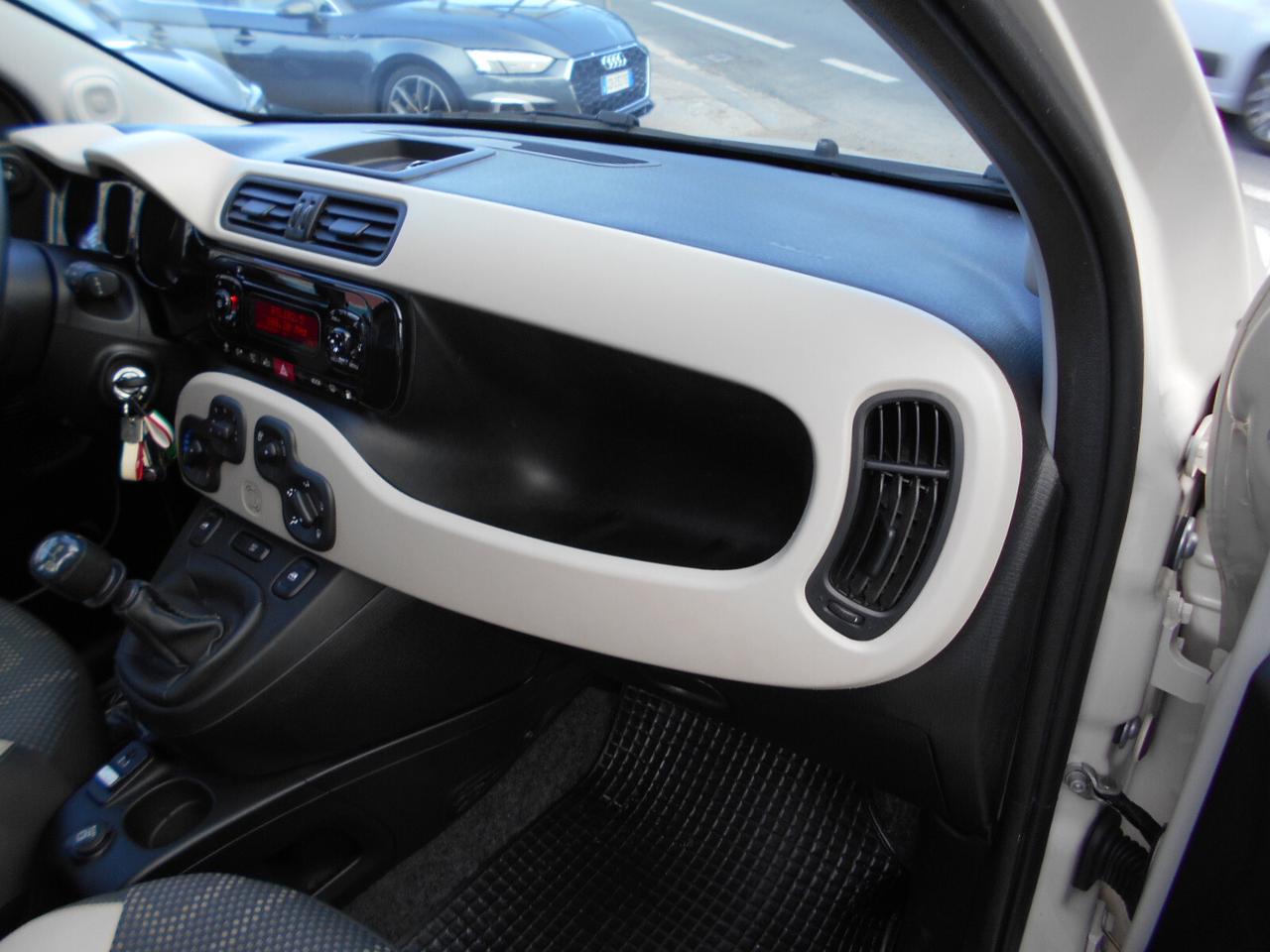 Fiat Panda 0.9 TwinAir Turbo Natural Power Lounge