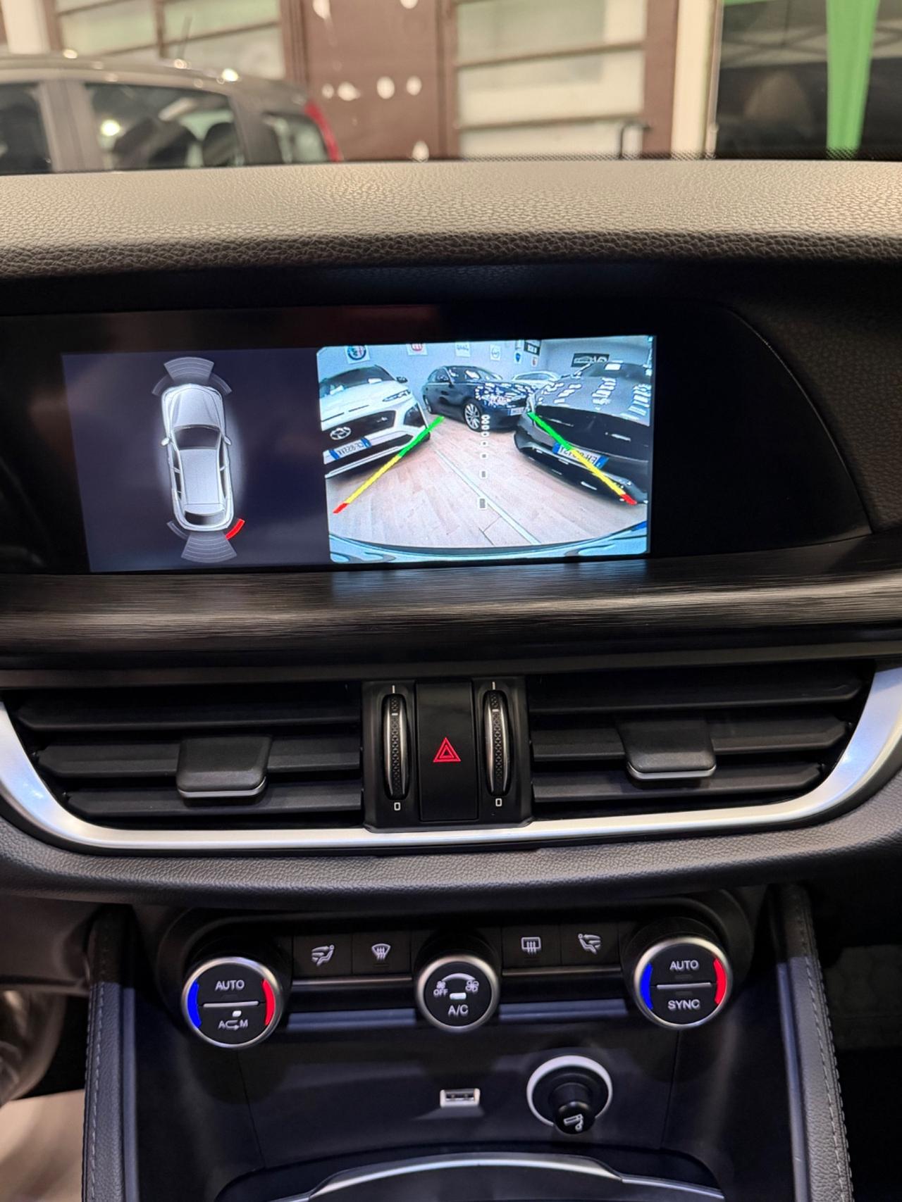 Alfa Romeo Stelvio 2.0 Turbo 200 CV AT8 Q4 B-Tech