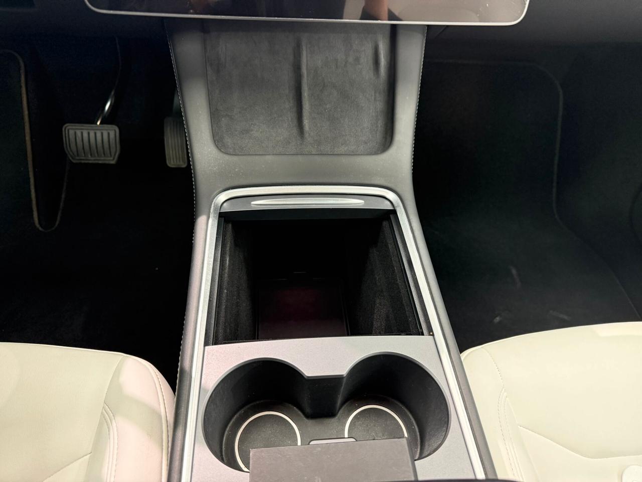 Tesla Model Y RWD (014)