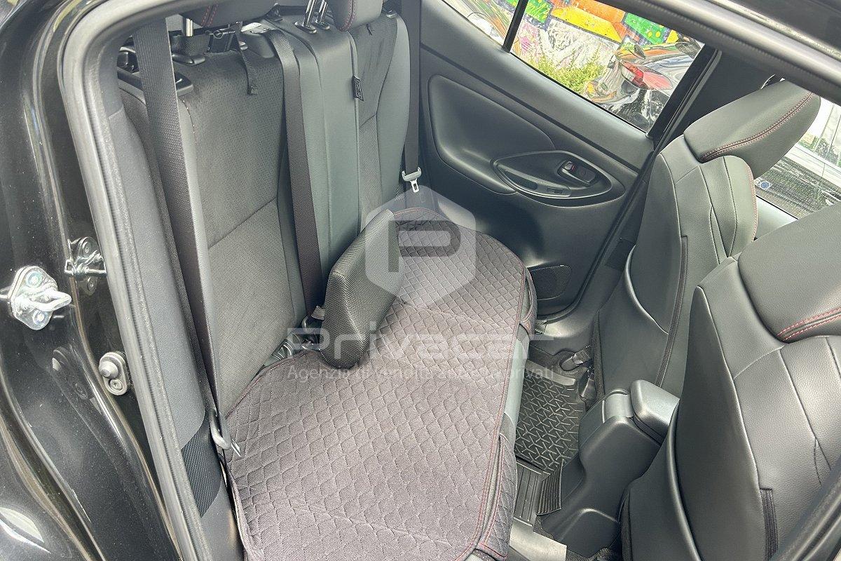 TOYOTA Yaris Cross 1.5 Hybrid 5p. E-CVT GR SPORT Black Sky