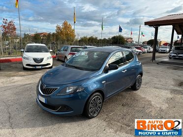 Lancia Ypsilon 1.2 69 CV 5 porte GPL Silver