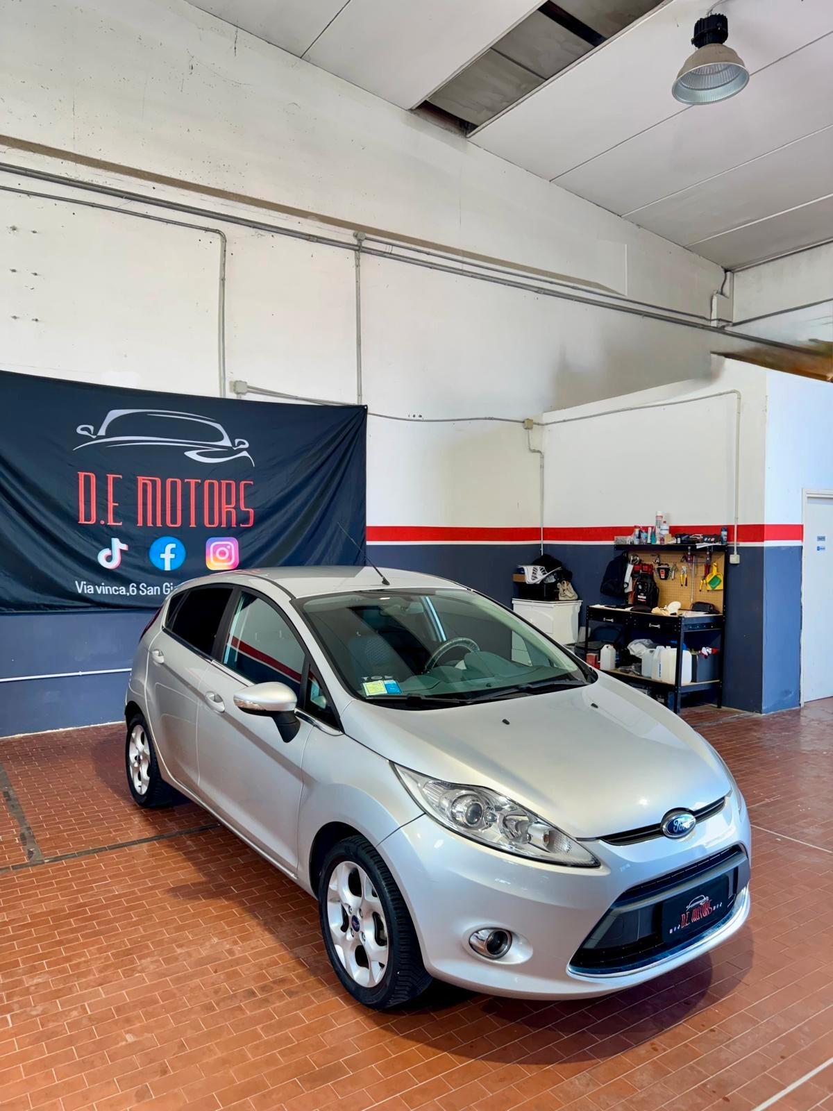 Ford Fiesta 1.4 TDCi 68CV 5 porte Titanium
