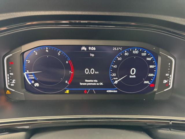 VOLKSWAGEN T-Roc 1.0 TSI Sport (Full Led/App/Navi)