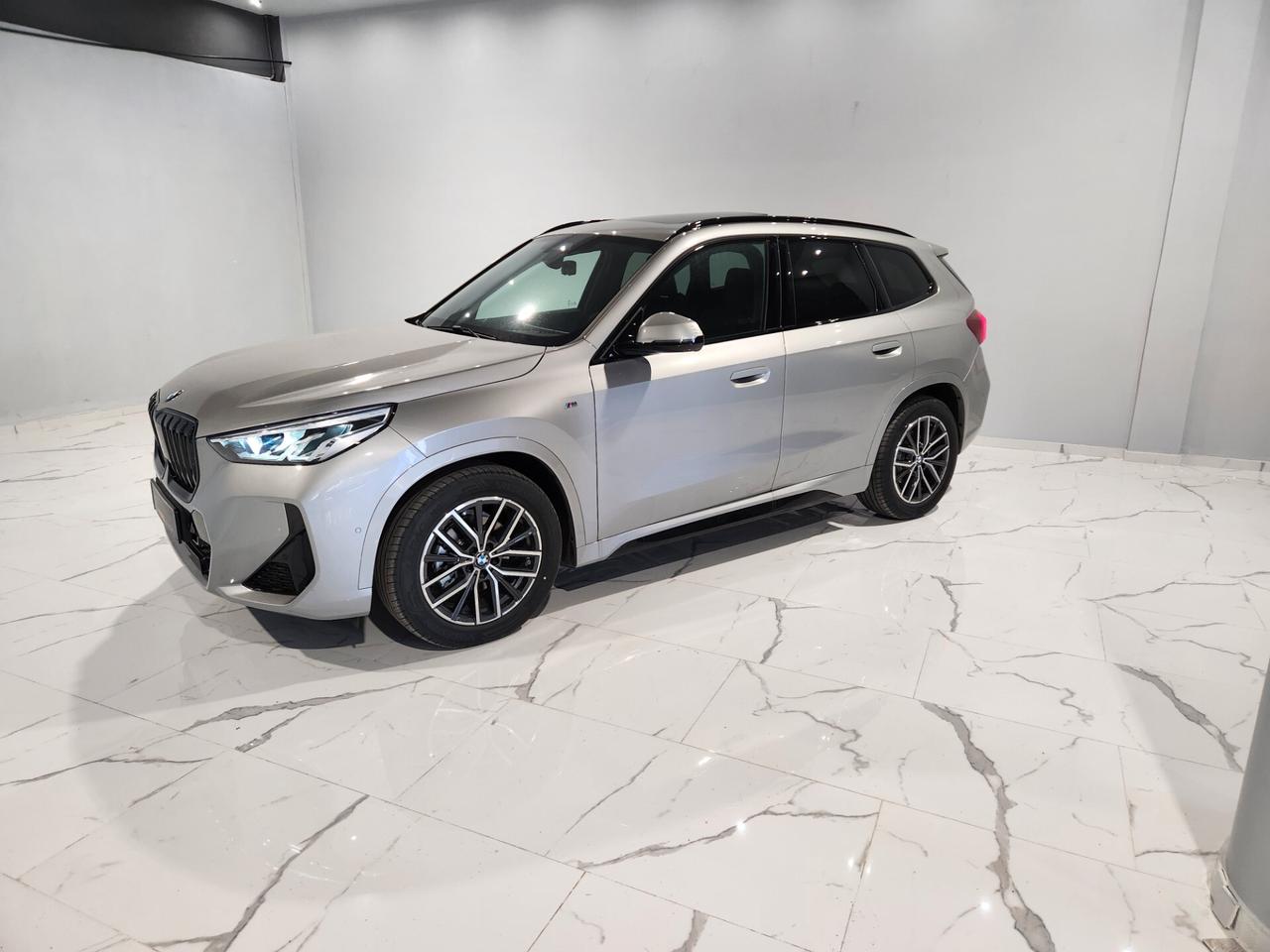 Bmw X1 Space silver