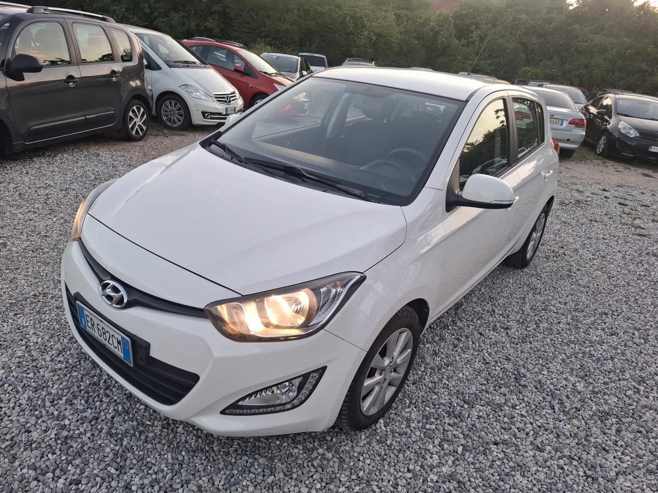 Hyundai i20 1.1 CRDi 5p. Sound Edition
