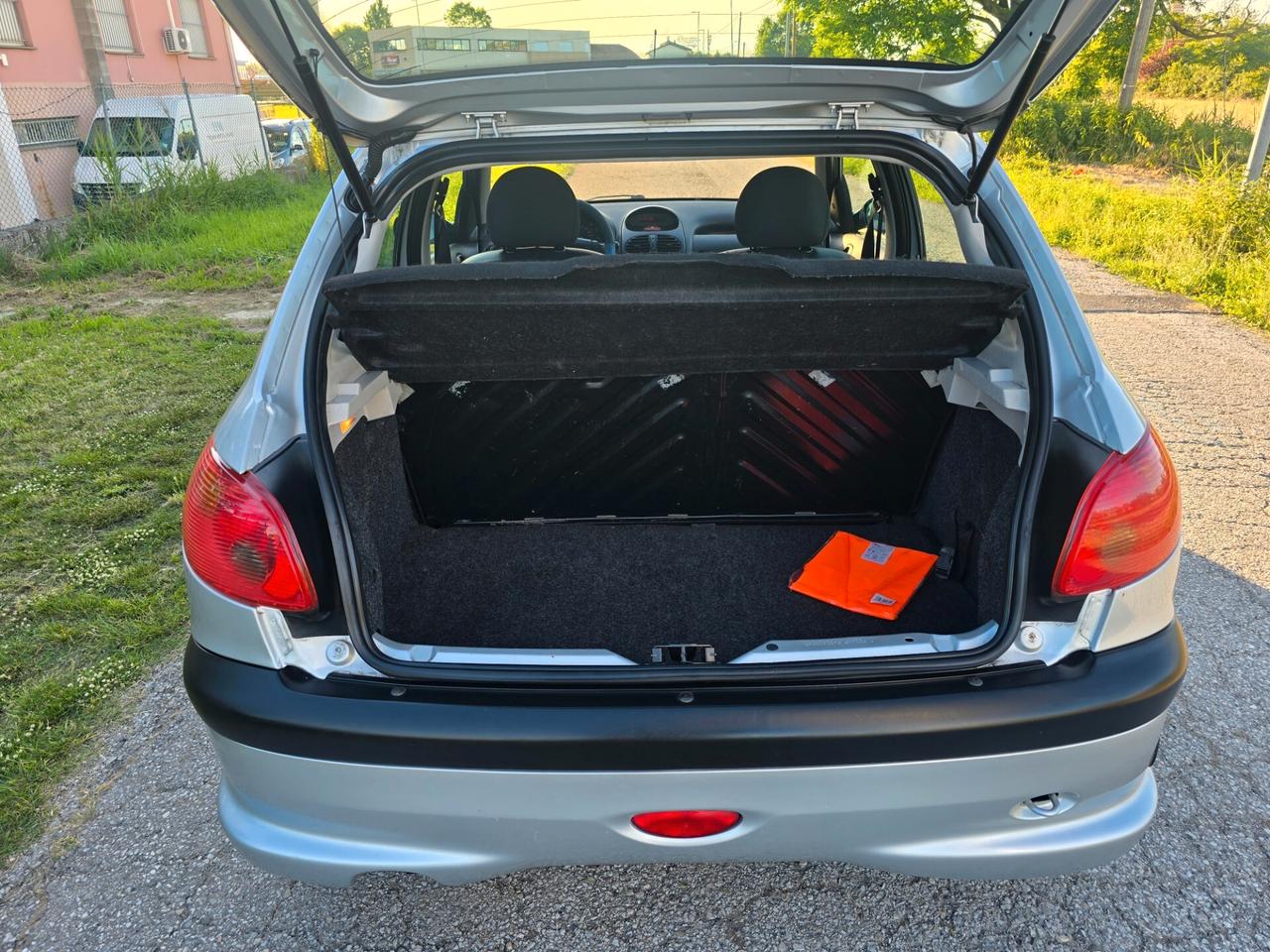 Peugeot 206 1.4 GPL Con GARANZIA-NEOPATENTATI