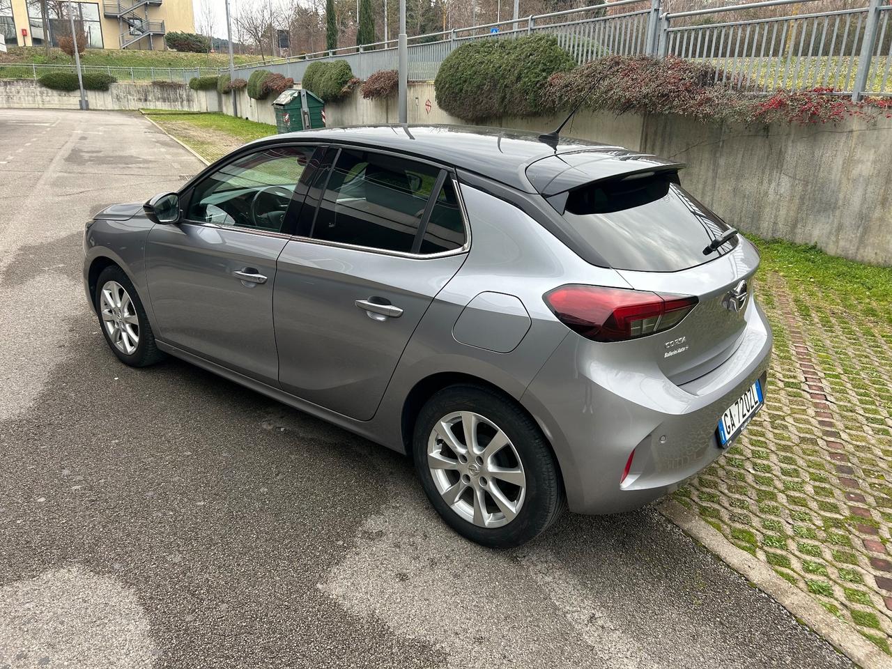 Opel Corsa 1.2 Elegance