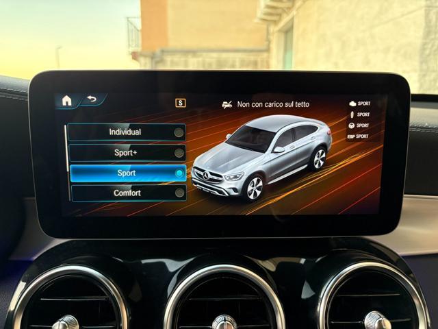 MERCEDES-BENZ GLC 300 de 4Matic Plug-in hybrid Coupé Premium Plus.