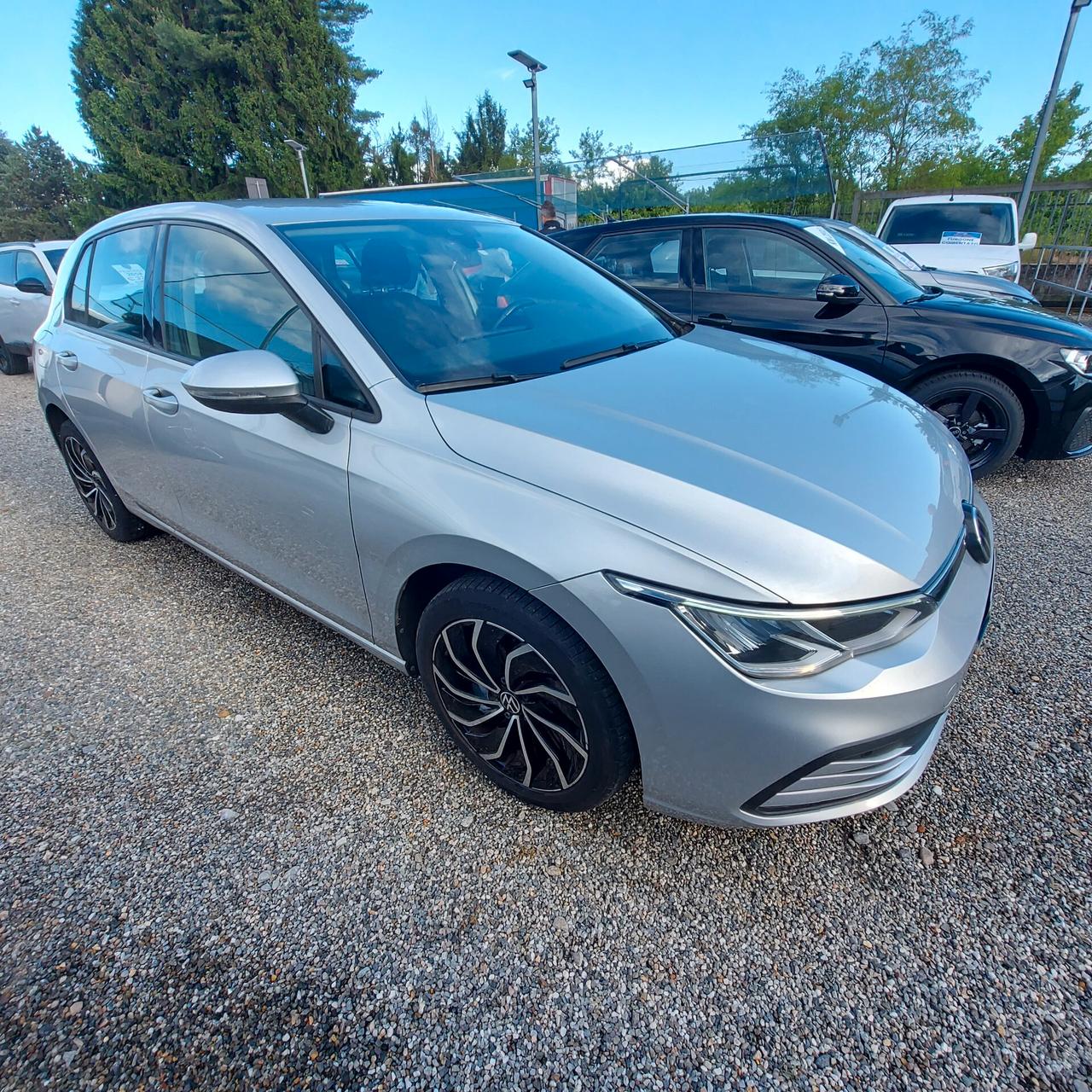 Volkswagen Golf 1.0 TSI EVO Life