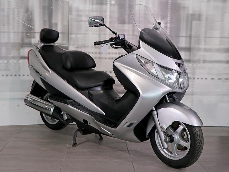 Suzuki Burgman 400