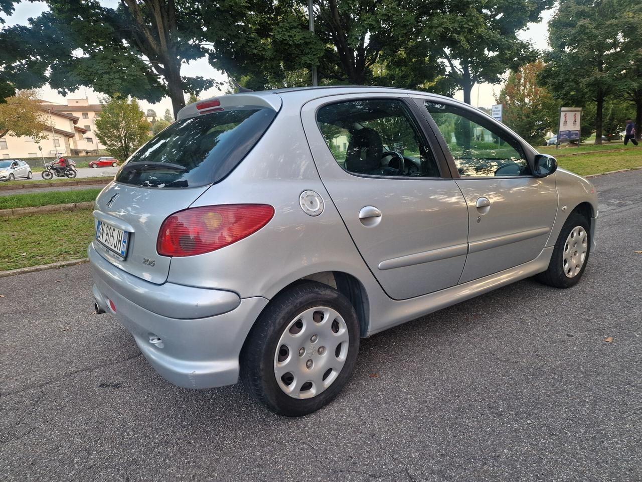 Peugeot 206 1.4 5p. Enfant Terrible