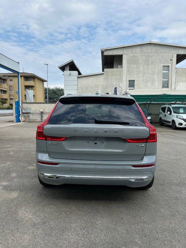 VOLVO XC60 T6 Plug-in hybrid AWD automatico Core