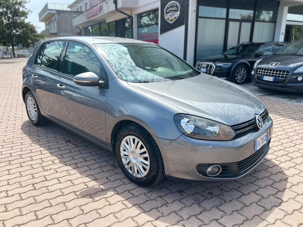 Volkswagen Golf 1.6 TDI DPF 5p. Highline