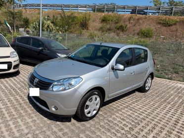Dacia Sandero 1.4 8V GPL Lauréate-03/2010