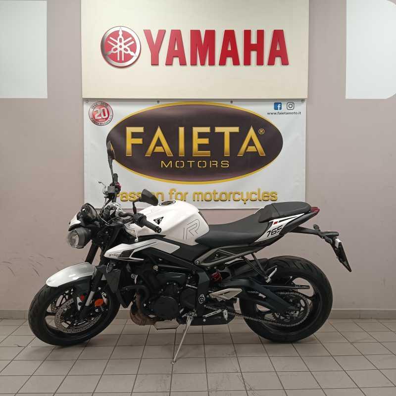 Triumph Street Triple 765 R - 2024