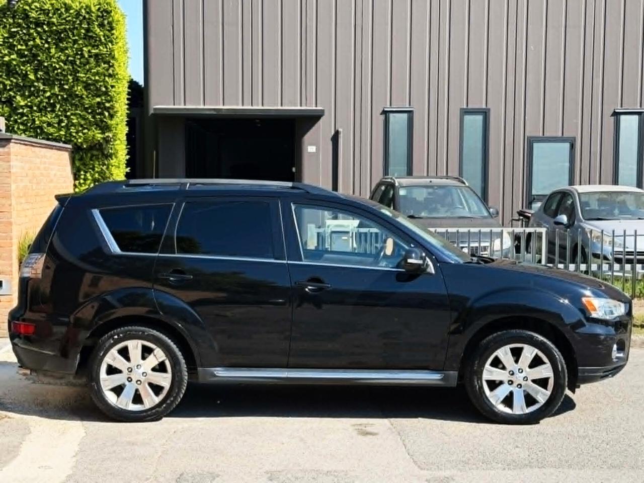 Mitsubishi Outlander 2.2aut-7p-Navi,Pelle,Tetto,Xeno-FULL-GARANZIA