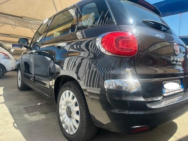 FIAT 500L 1,3 MJ 95CV NAVIGATORE, COMANDI AL VOLANTE...