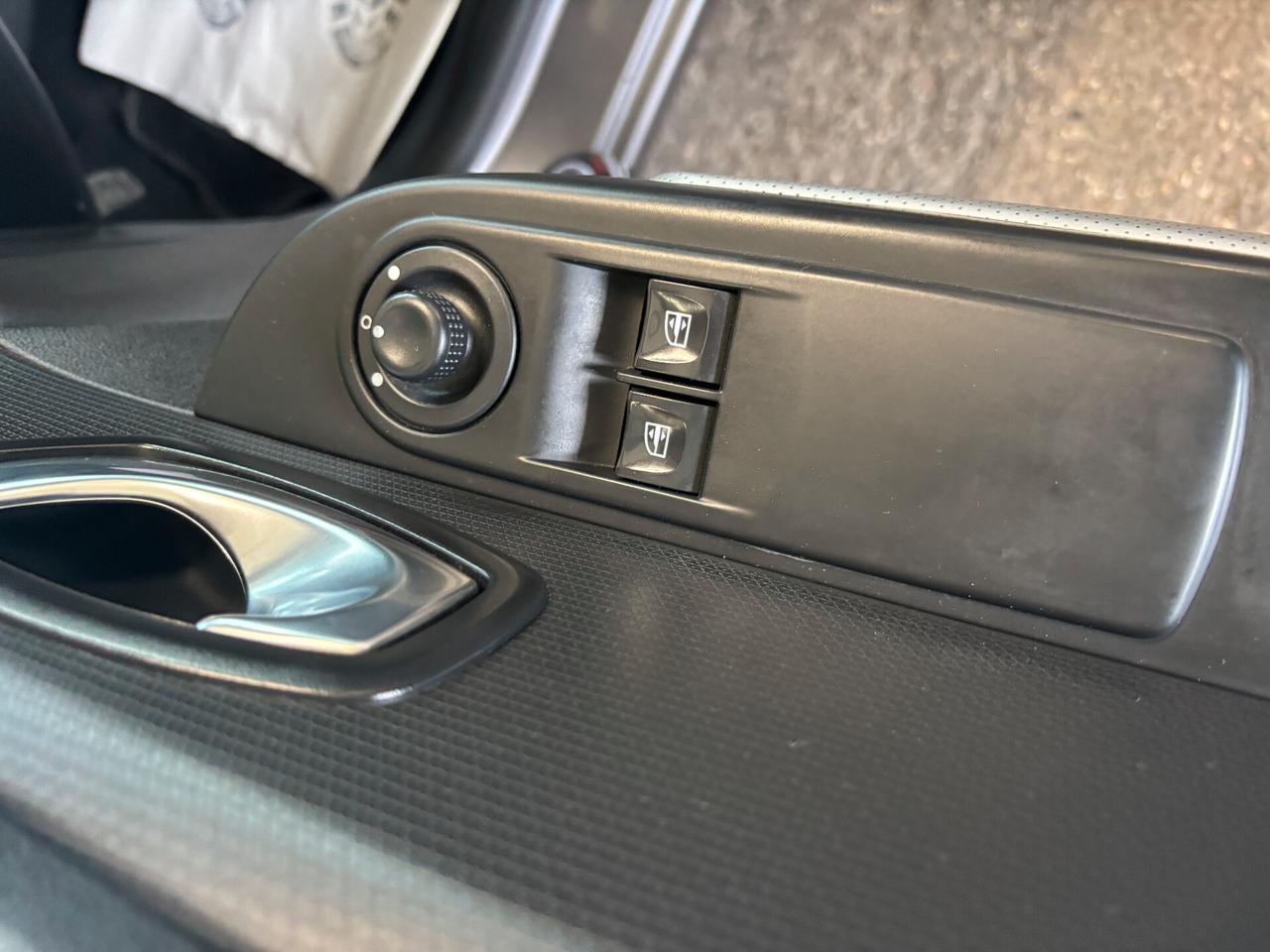 Renault Clio TCe 12V 90 CV Start&Stop 5p Energy Duel