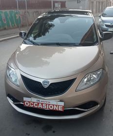 Lancia Ypsilon 1.2 69 CV 5 porte S&S Gold