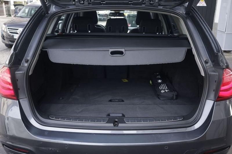 BMW Serie 3 Touring BMW Serie 3 Touring 320d xDrive Luxury Unicoproprietario