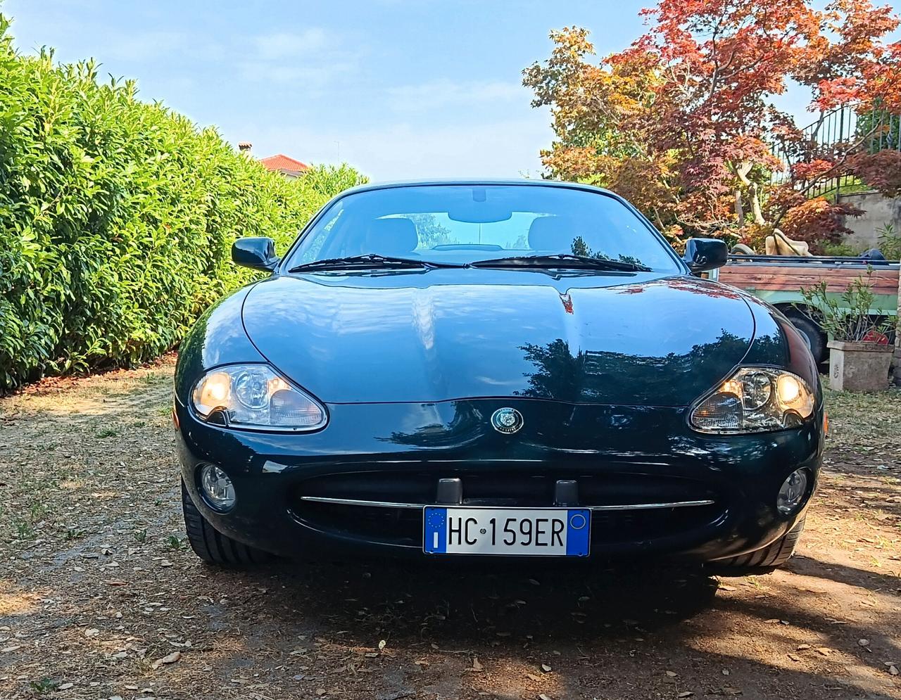 Jaguar XK XK8 4.0 Coupé