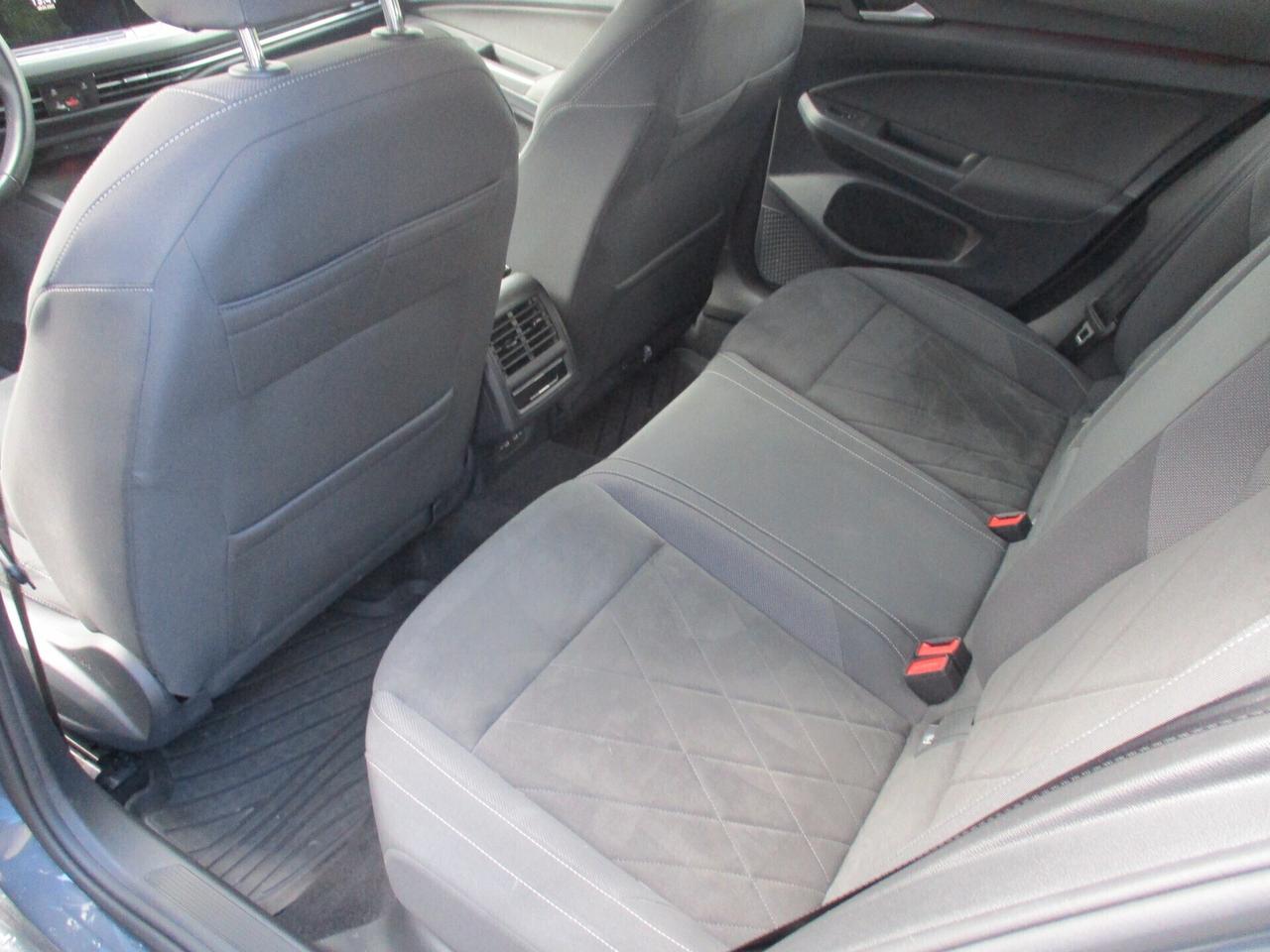 Volkswagen Golf 1.5 TSI Style 130 cv