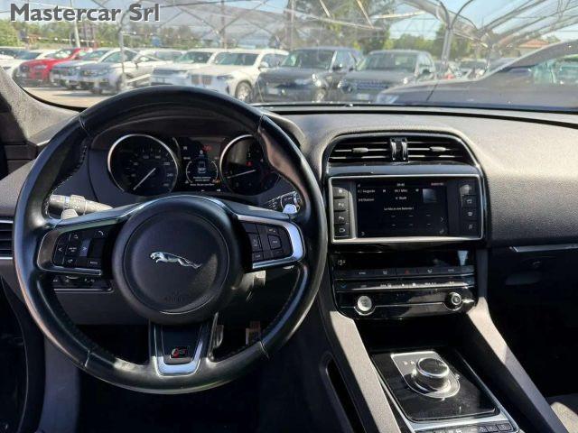 JAGUAR F-Pace 3.0d tdV6 R-Sport awd 300cv auto my18 - FP247WV