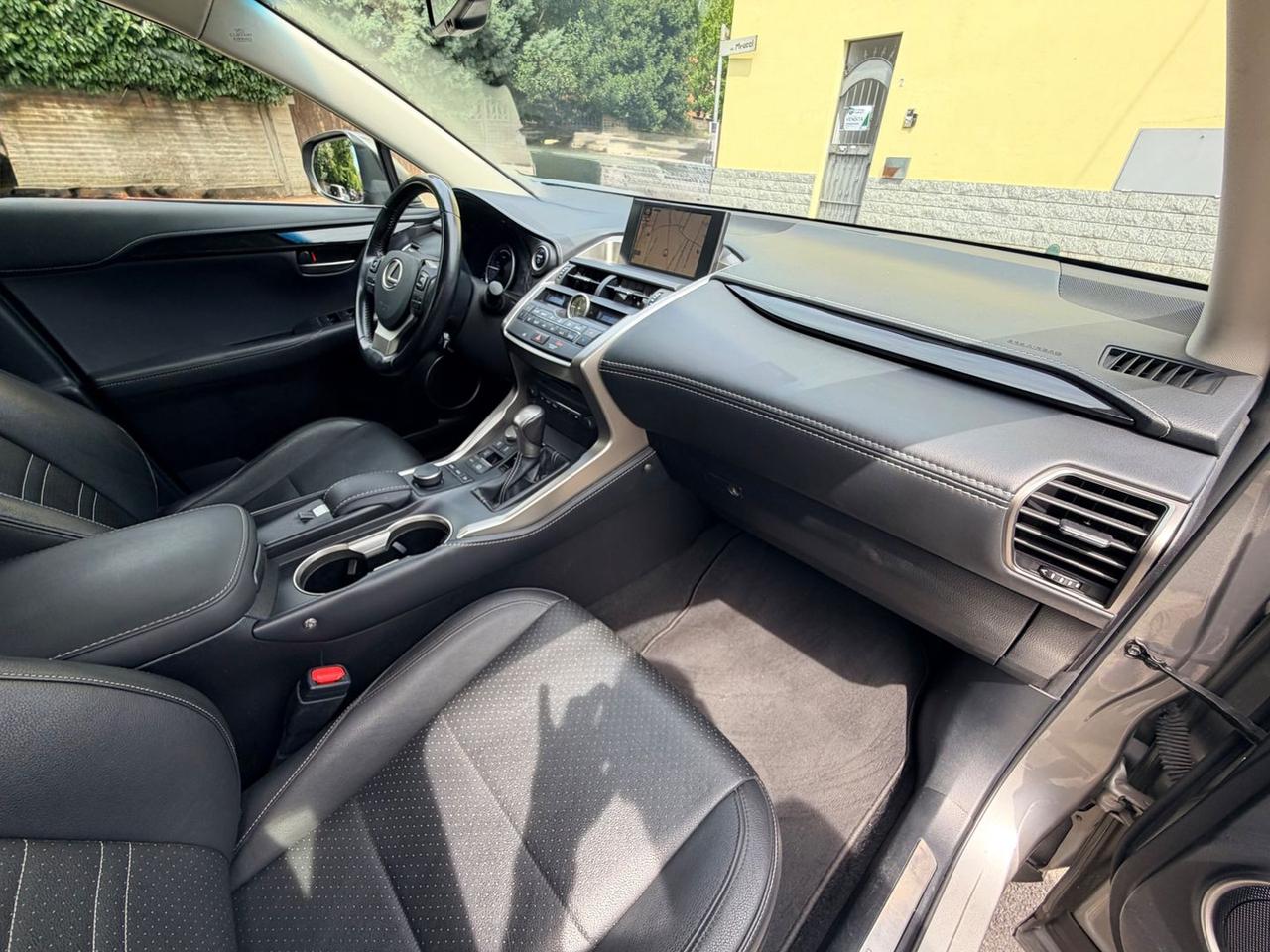 Lexus NX 300h Executive NX 300h HEV #11618