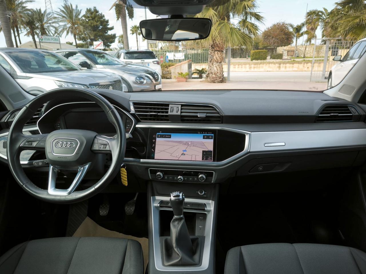 Audi Q3 35 TDI Business