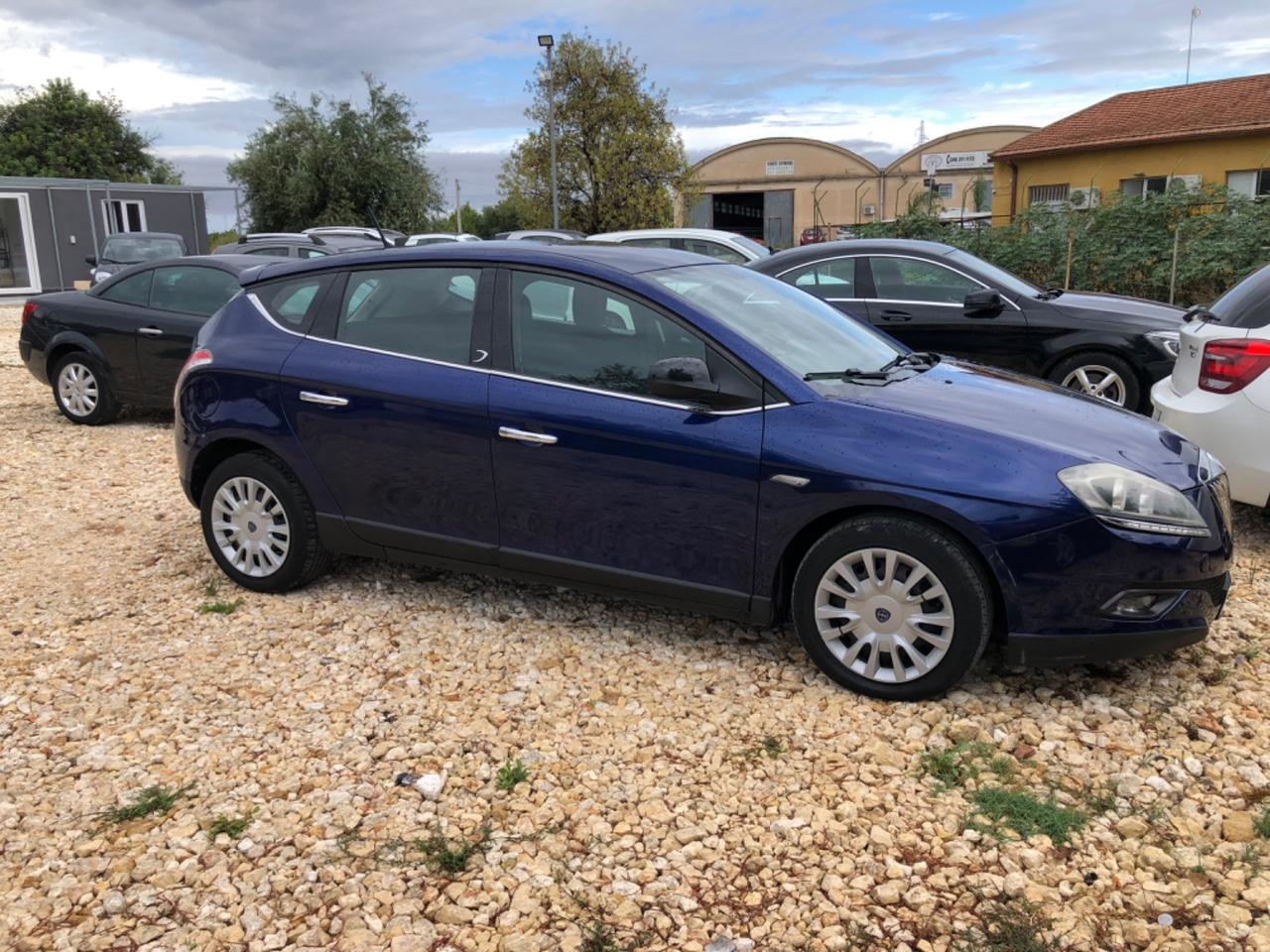 Lancia Delta 1.6 MJT DPF Platino