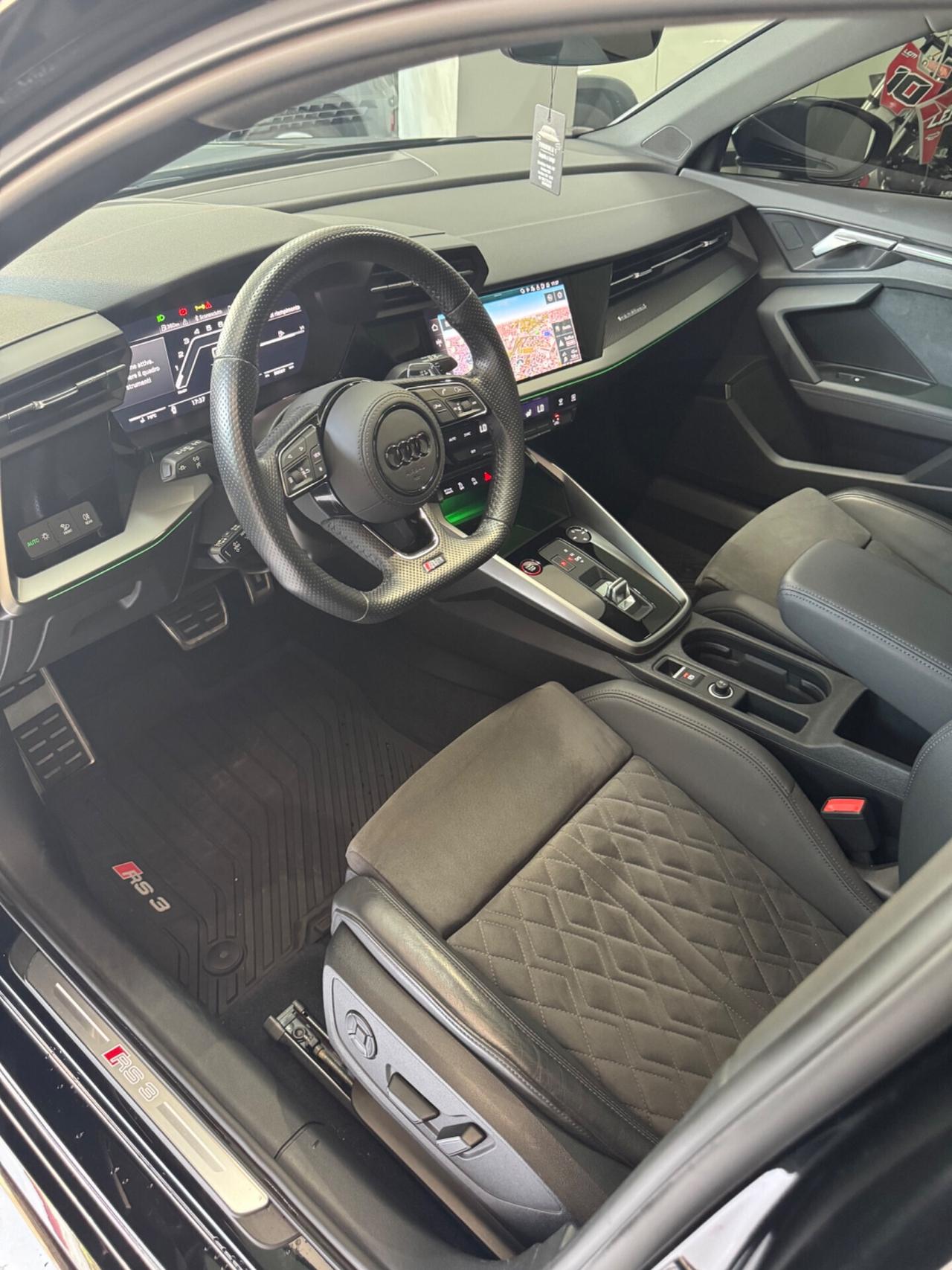 Audi RS 3 SPB TFSI quattro S tronic