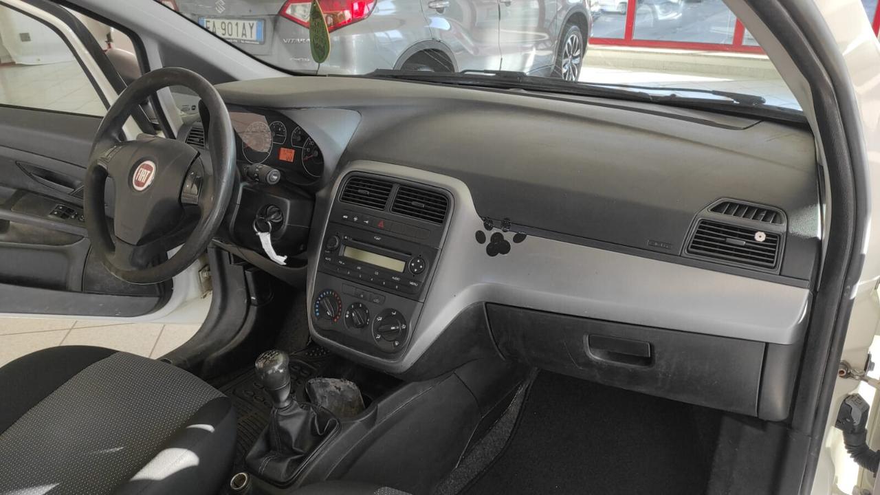 FIAT PUNTO DIESEL AUTOCARRO VAN 75CV 2 POSTI