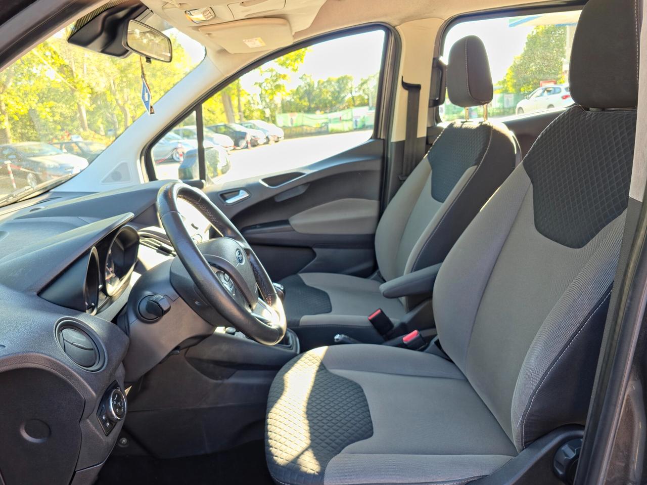 Ford Tourneo Courier 1.5 TDCI 75 CV Sport 2018-E6 Manuale NEO