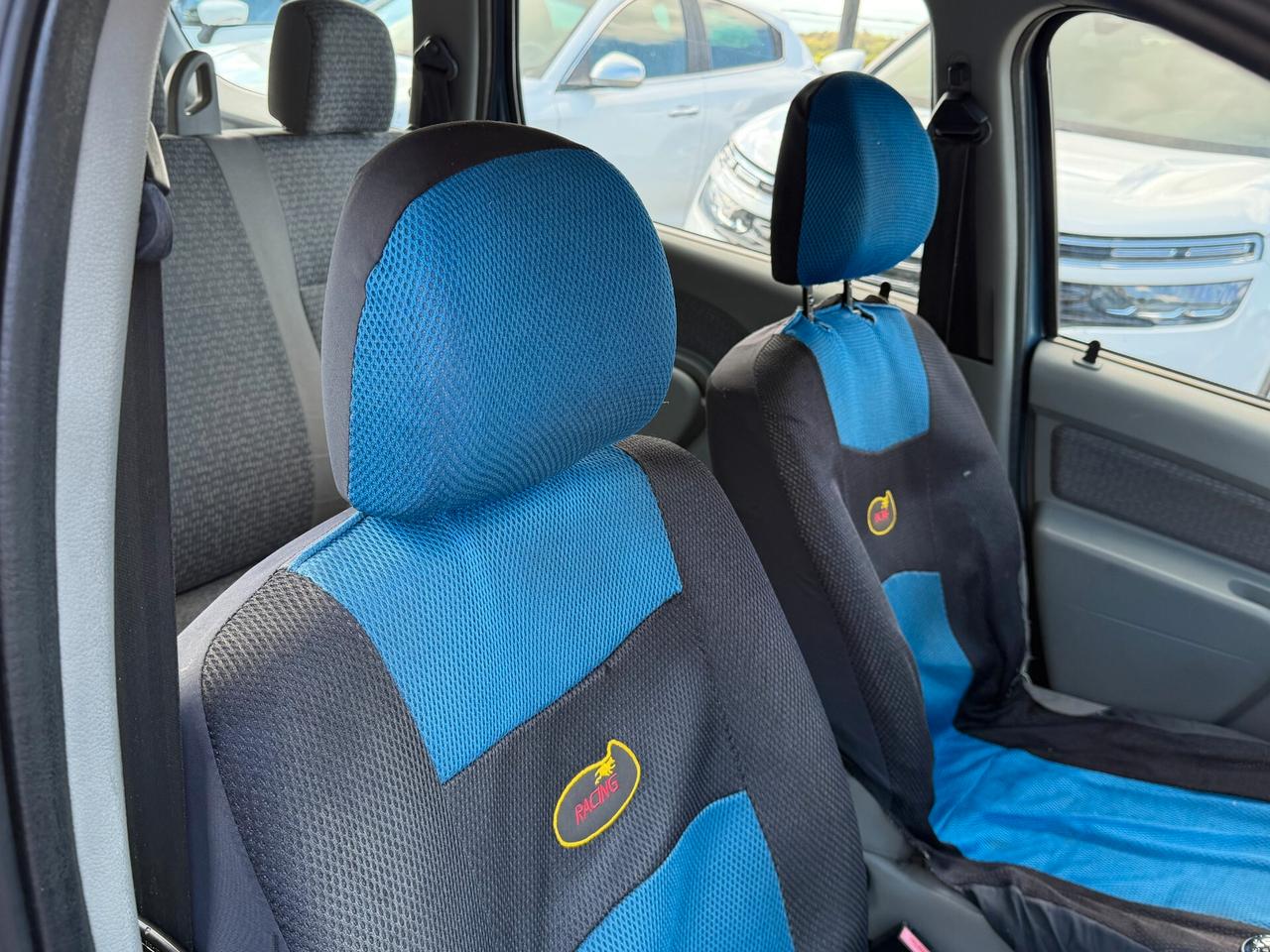 Dacia Logan MCV 1.5 DCI 85 cv. LAUREATE (7 posti)