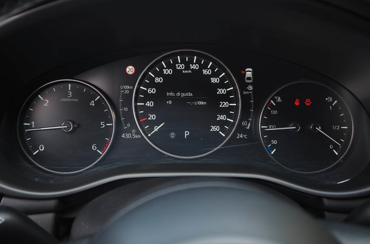 Mazda 3 1.8L Skyactiv-D Exceed